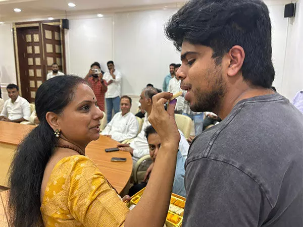 Kavithas son makes public debut in Telangana protest scene Kavithas son makes public debut in Telangana protest scene
